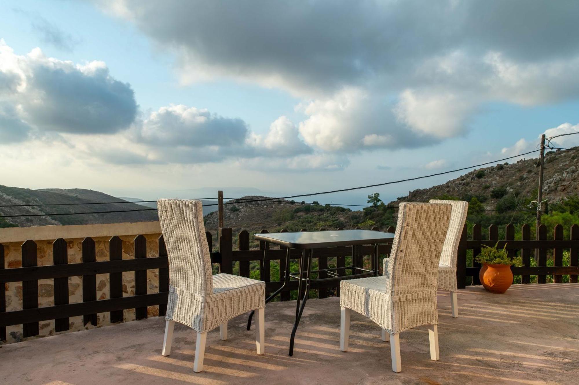 Kharason Villa Charaso Giorgio - Private Pool By Estia المظهر الخارجي الصورة